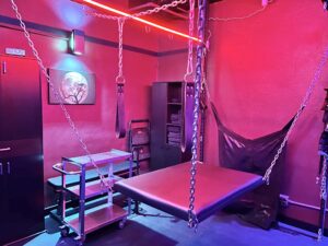 Domina Jane's platform in the Seattle dungeon